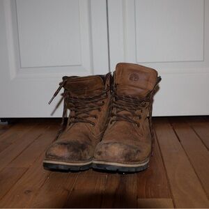 Timberland Men's Distressed Brown Leather Boots